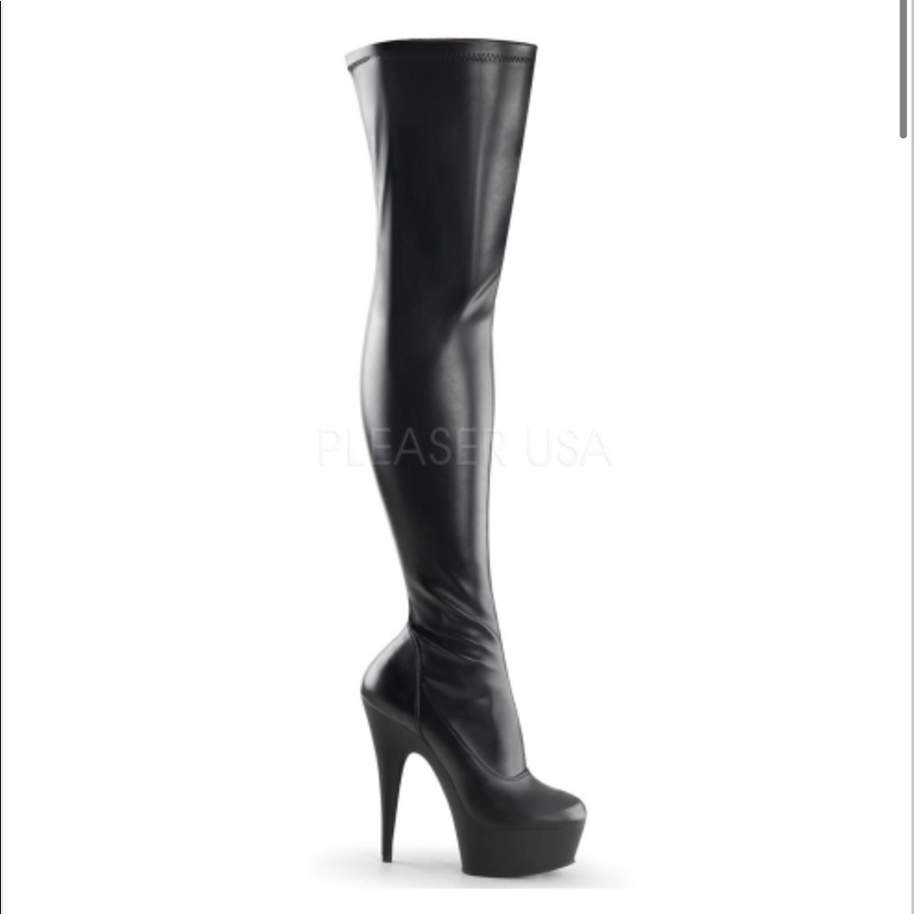 knee high plea$erz